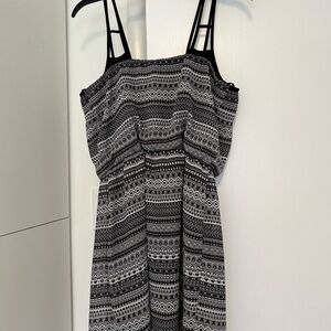 Girl’s Junior Multicolored Print Sleeveless Dress with Cinched Waistband